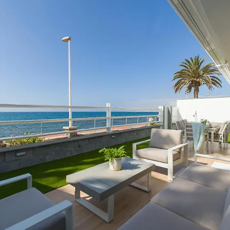 Isabel * פלאייה דל אינגלז