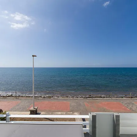 Isabel * פלאייה דל אינגלז